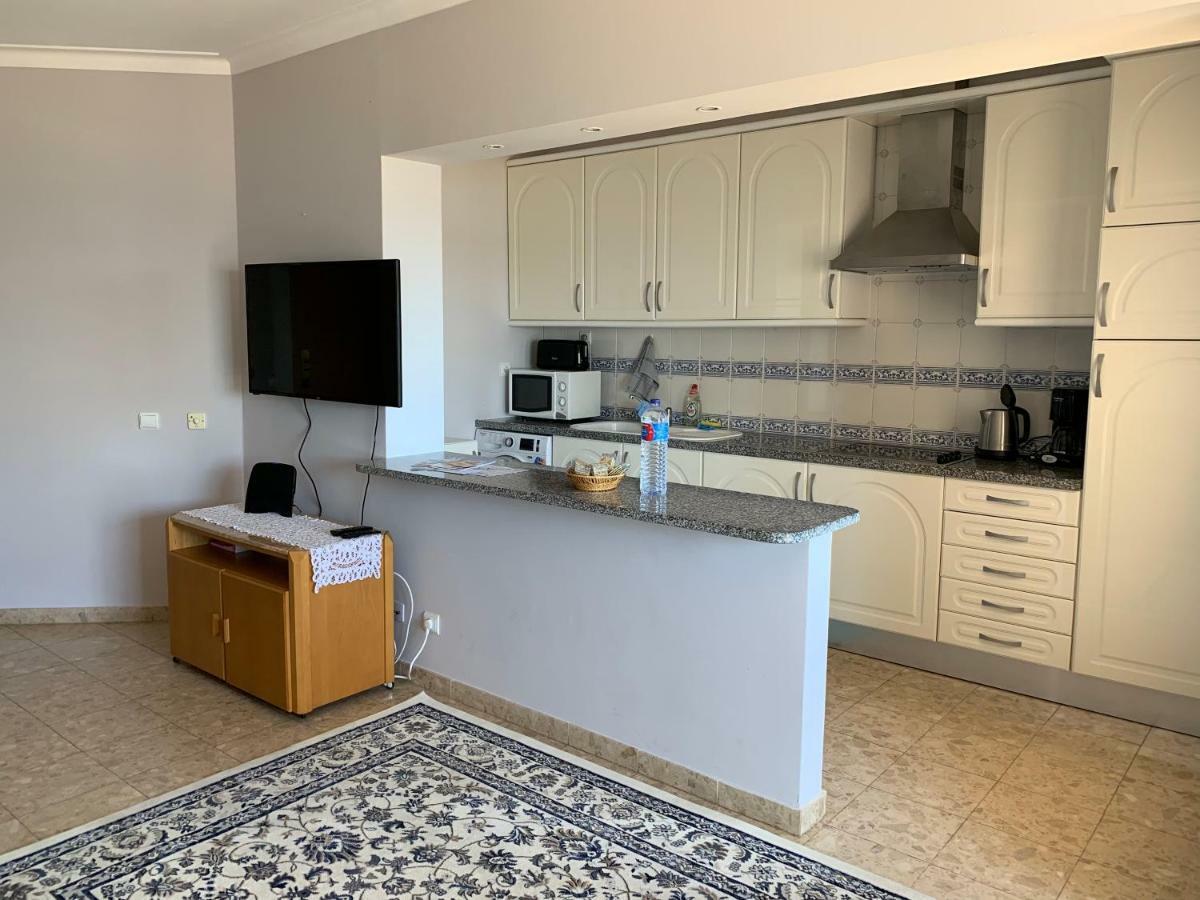 Panoramic Apartment In Portimao: Ocean View, Wifi Buitenkant foto