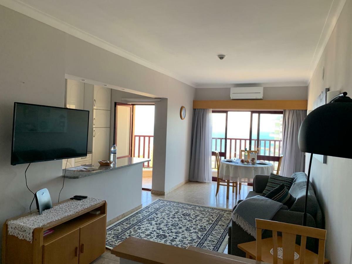 Panoramic Apartment In Portimao: Ocean View, Wifi Buitenkant foto
