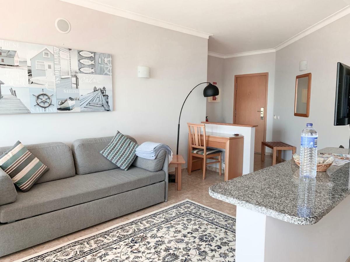 Panoramic Apartment In Portimao: Ocean View, Wifi Buitenkant foto